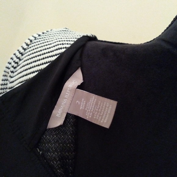 Banana Republic Ponte Knit Dress - Picture 8 of 9